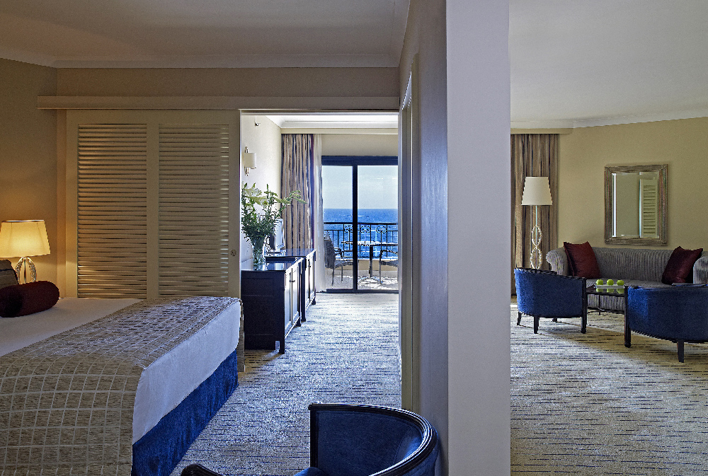 Junior Suite  Sea View Queen