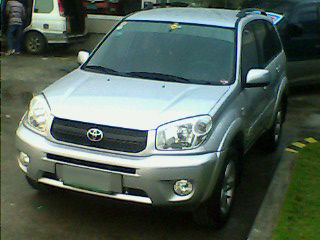 Police launch appeal following Metallic Silver Toyota Rav4 theft in Vinohrady
