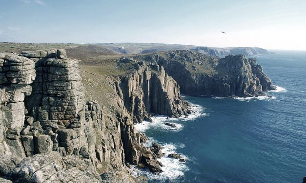 Looking For a Camping Destination? Look No Further Than Cornwall